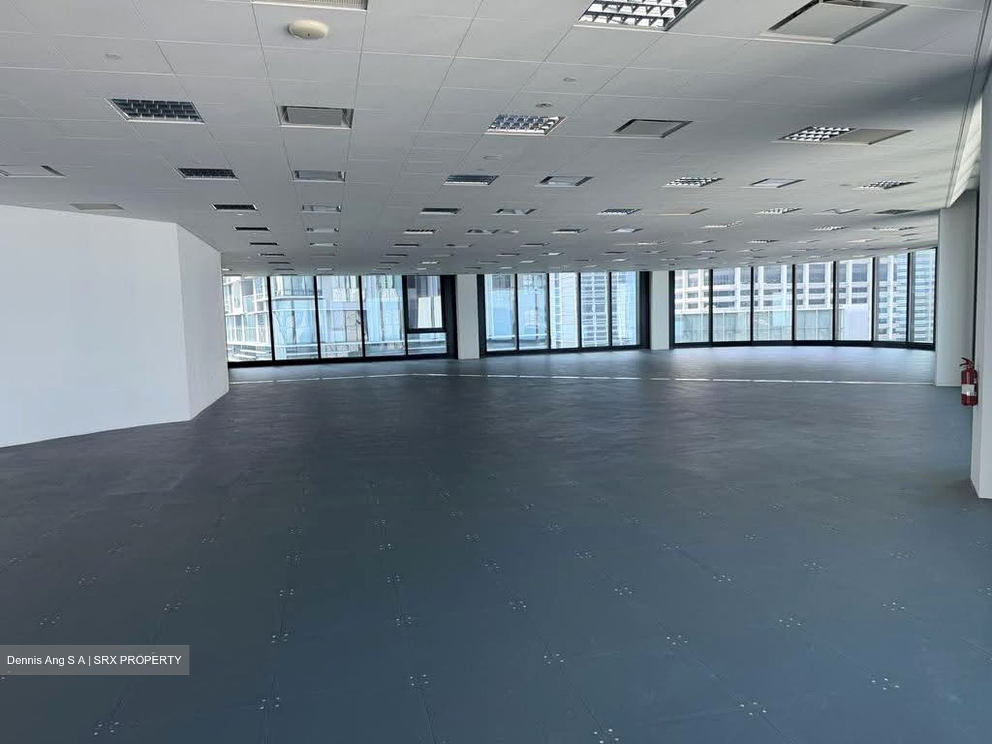 Hub Synergy Point (D2), Office #607893521